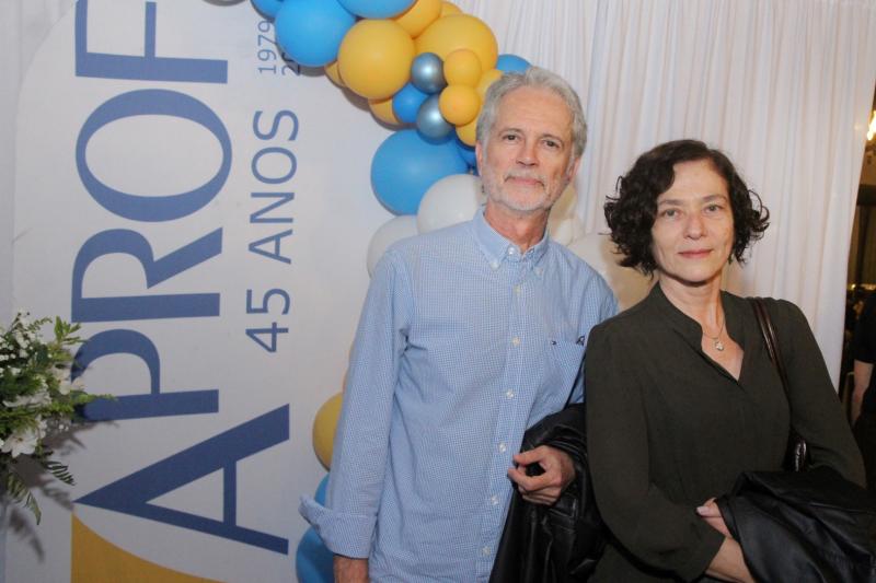 Noite de Queijos e Vinhos - 2024