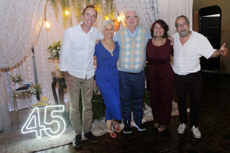 Noite de Queijos e Vinhos - 2024
