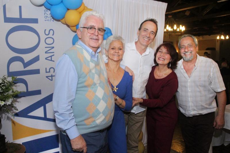 Noite de Queijos e Vinhos - 2024