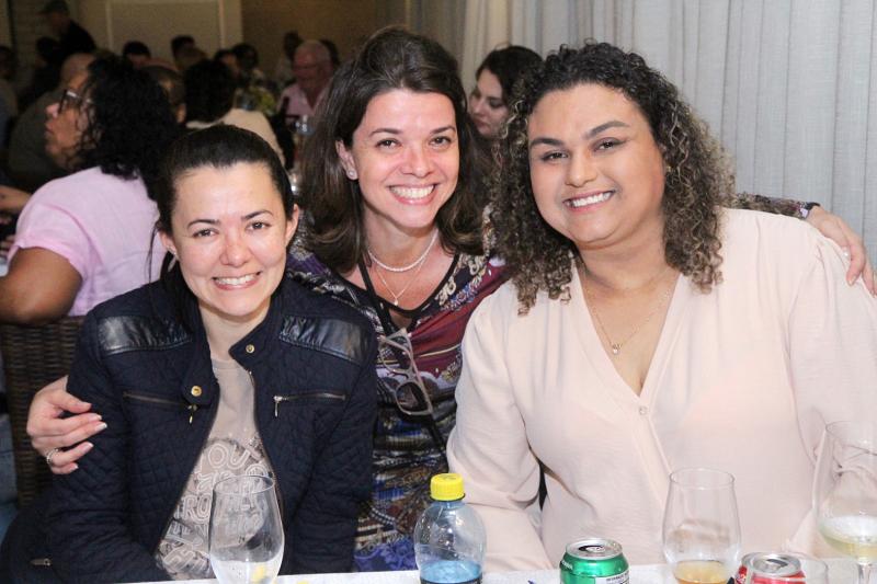 Noite de Queijos e Vinhos - 2024