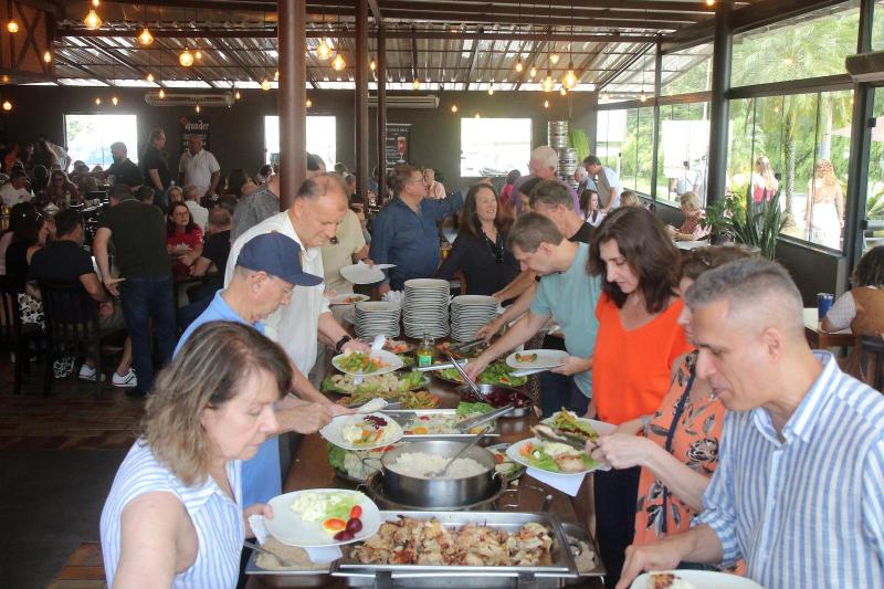 Almoço comemorativo ao dia dos professores - 2024