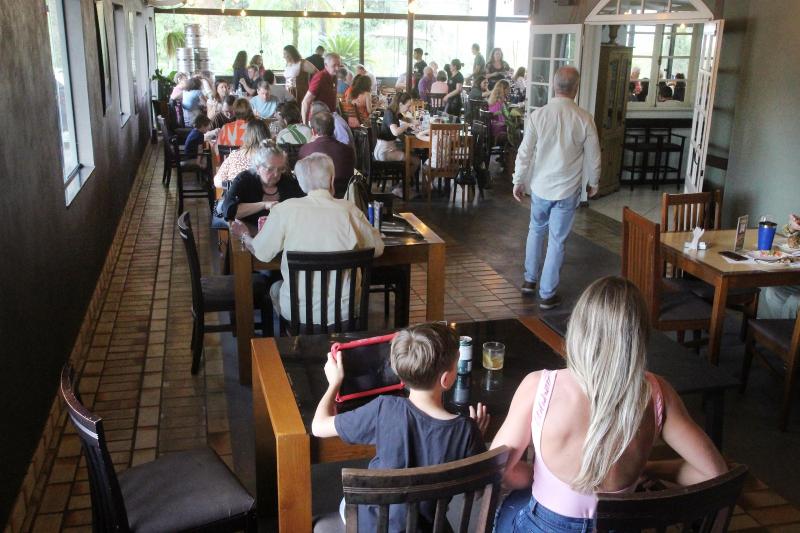 Almoço comemorativo ao dia dos professores - 2024